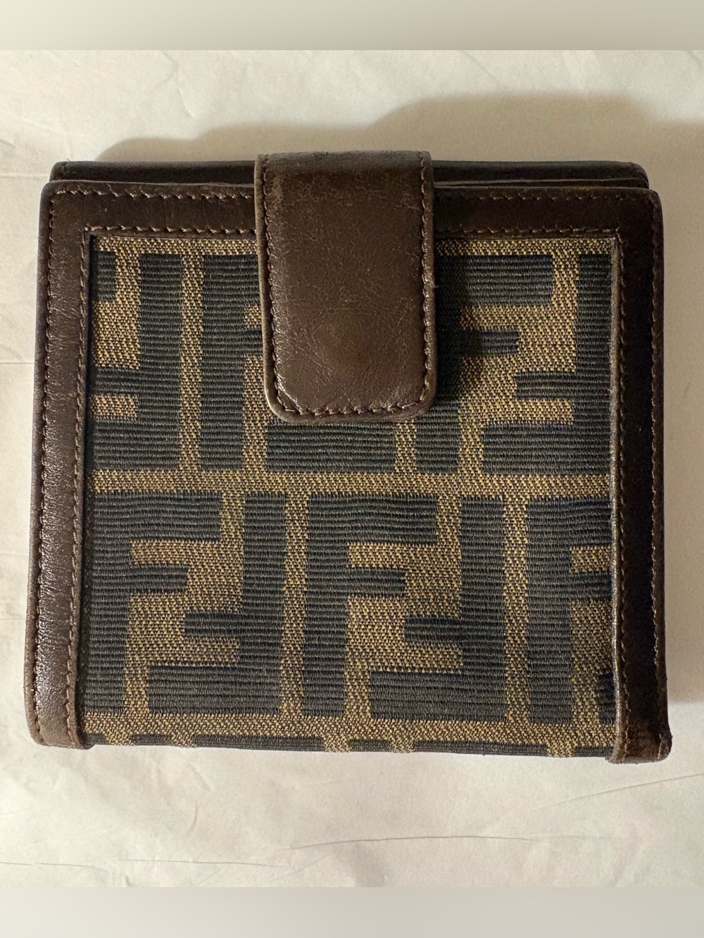 FENDI Vintage Zucca Monogram W-Hook Compact Wallet (2289)
